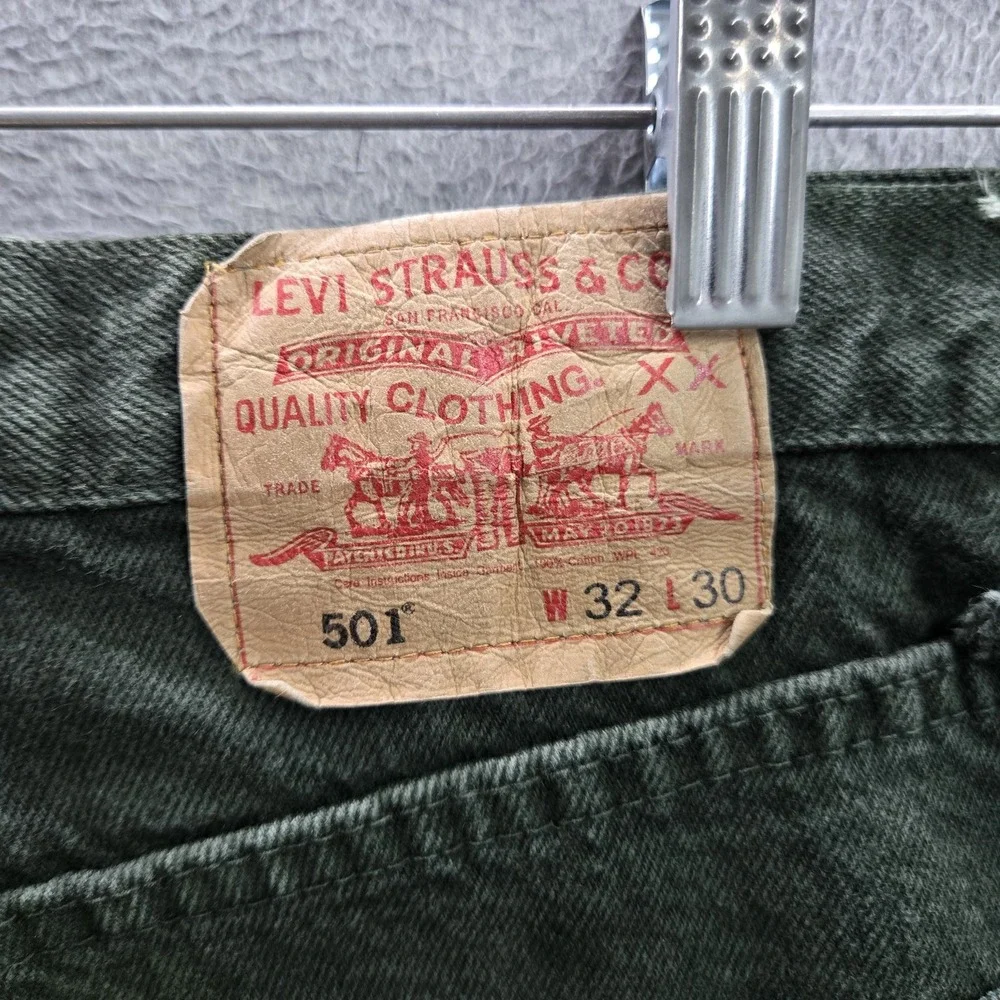 VINTAGE Levi's 501 x Earthling VIP Student Men Jeans 32X30 Green 90s USA READ